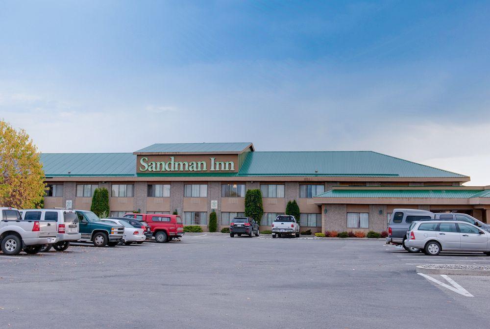 Sandman Hotel Cranbrook Buitenkant foto